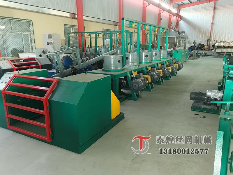 象鼻子收線水箱拉絲機